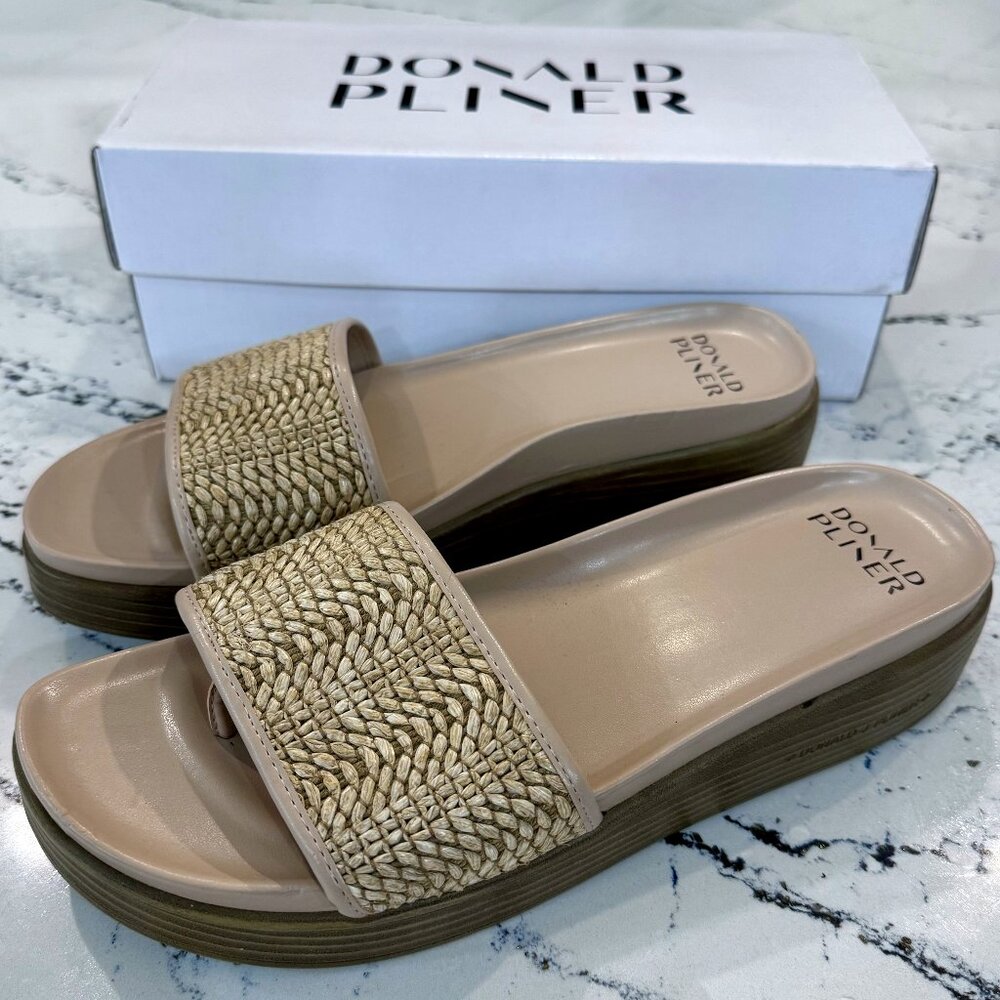 Donald Pliner Fiji Platform Slides Size 41 (10.5-11)